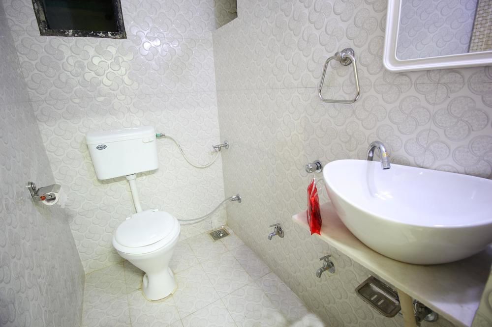 Hotel Honey Bunny Ahmedabad Extérieur photo